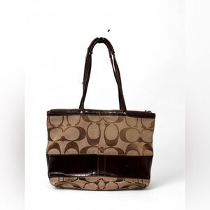Authentic Coach Signature Canvas Tote Bag in Brown